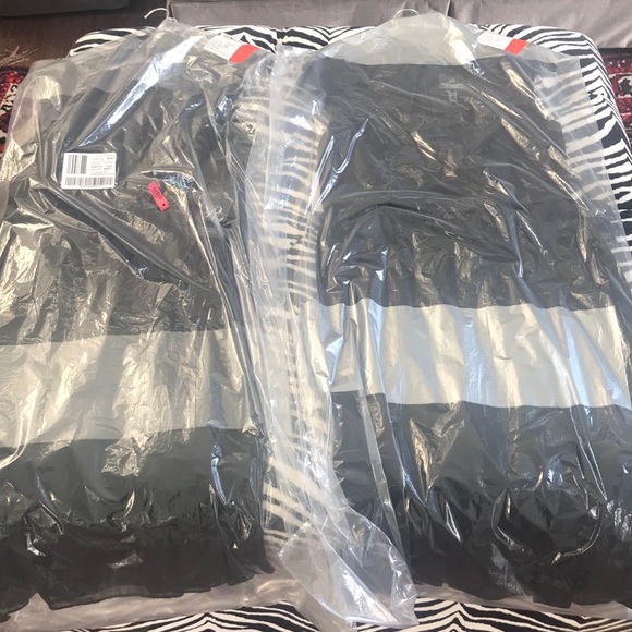 Little Black Dress. Adrianna Papell. - Picture 2 of 7